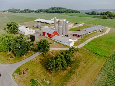 dairy farm in wisconsin